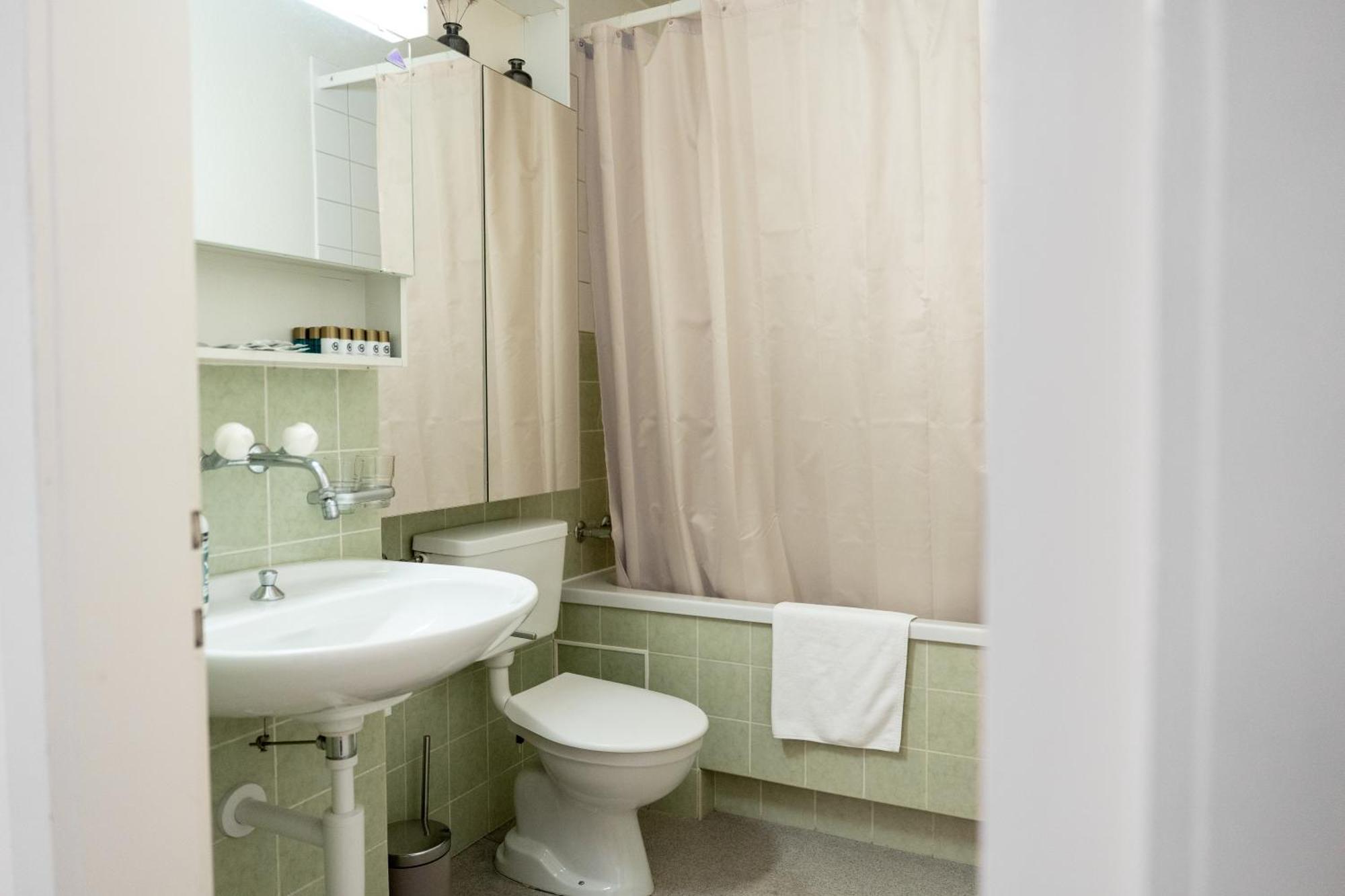 Gemuetliche Grosse Wohnung Naehe Uni บาเซิล ภายนอก รูปภาพ